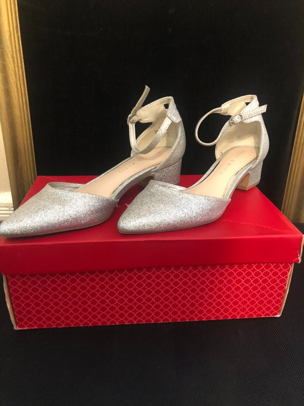 Kelly & Katie Silver Glitter Joye Ankle Strap Block Heel Pumps Sz 6.5